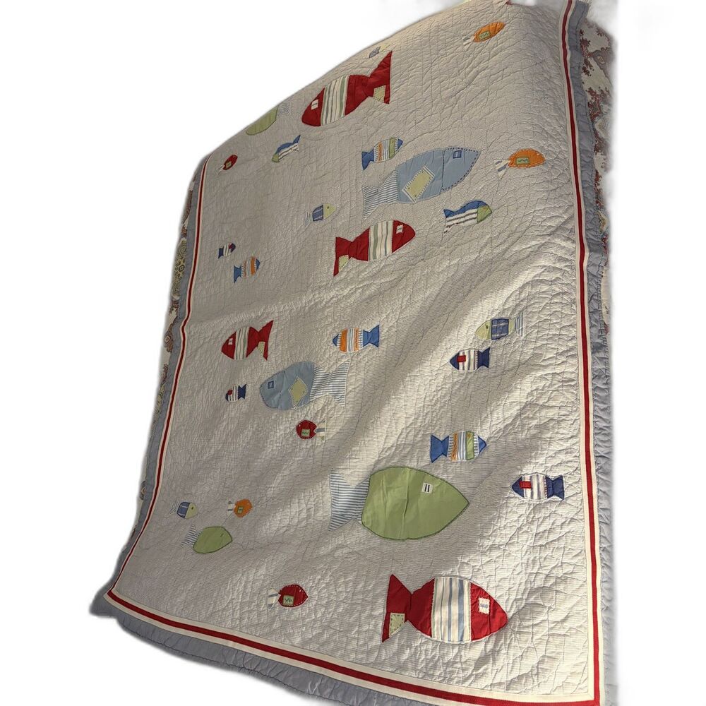 Pottery Barn Kids Twin Reversible Quilt/comforter Ocean Fish Party 2008